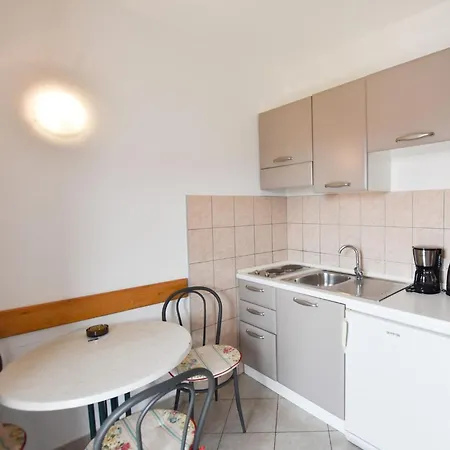 Apartment Karmen