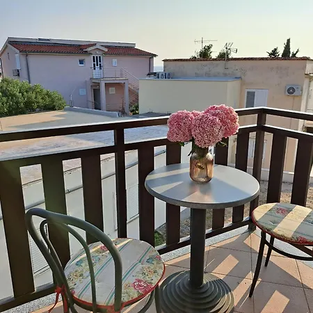 Karmen Apartamento Primošten